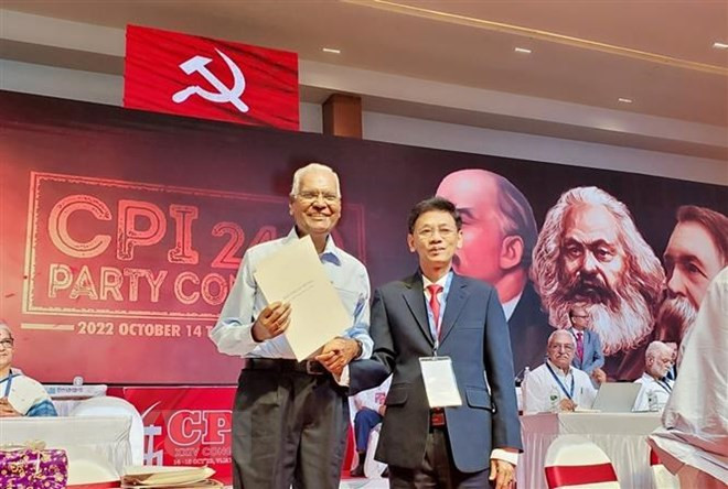 Vietnam participa en el 24 Congreso de Partido Comunista de la India ảnh 2 Vietnam participa en el 24 Congreso de Partido Comunista de la India ảnh 2