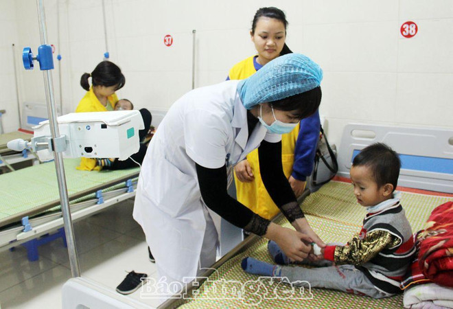 Provincia vietnamita trabaja por mejorar cobertura del seguro de salud de la población ảnh 1 Provincia vietnamita trabaja por mejorar cobertura del seguro de salud de la población ảnh 1