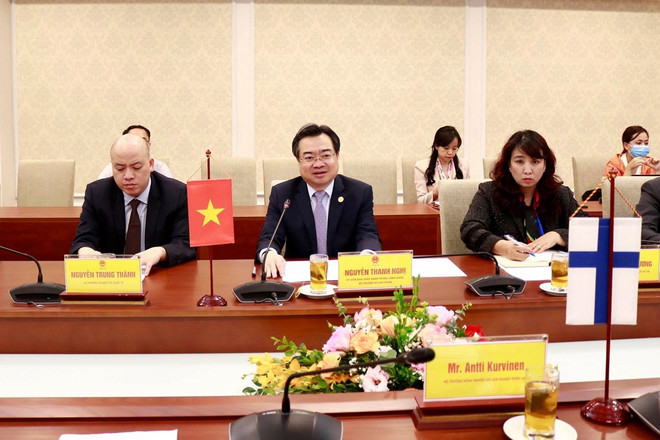 Vietnam coopera con Finlandia en asuntos de abastecimiento y drenaje de agua ảnh 2 Vietnam coopera con Finlandia en asuntos de abastecimiento y drenaje de agua ảnh 2