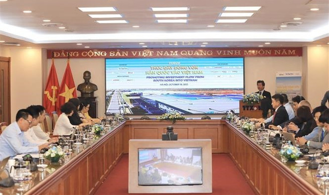 VNA efectúa coloquio sobre promoción de flujos de inversión surcoreana en Vietnam ảnh 1 VNA efectúa coloquio sobre promoción de flujos de inversión surcoreana en Vietnam ảnh 1