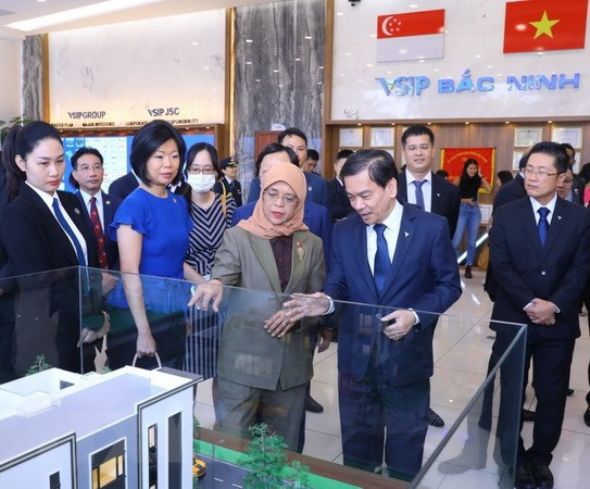 Presidenta de Singapur visita el parque industrial VSIP Bac Ninh ảnh 1 Presidenta de Singapur visita el parque industrial VSIP Bac Ninh ảnh 1