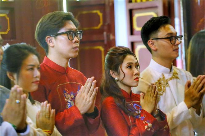 Casi 20 parejas se casan en boda colectiva en Hanoi ảnh 1 Casi 20 parejas se casan en boda colectiva en Hanoi ảnh 1