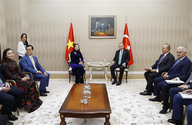 Vicepresidenta de Vietnam se reúne con dirigentes de otros países en CICA ảnh 2 Vicepresidenta de Vietnam se reúne con dirigentes de otros países en CICA ảnh 2