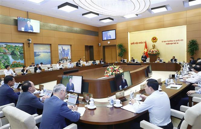Comité Permanente de la Asamblea Nacional de Vietnam inaugura su 16 reunión ảnh 2 Comité Permanente de la Asamblea Nacional de Vietnam inaugura su 16 reunión ảnh 2