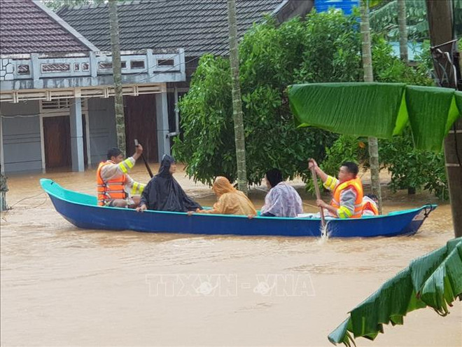Ayuda sudcoreana a provincia vietnamita en superación de consecuencias de desastres naturales ảnh 1 Ayuda sudcoreana a provincia vietnamita en superación de consecuencias de desastres naturales ảnh 1