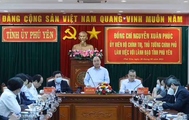Premier de Vietnam propone agilizar progreso de turismo de Phu Yen ảnh 1 Premier de Vietnam propone agilizar progreso de turismo de Phu Yen ảnh 1