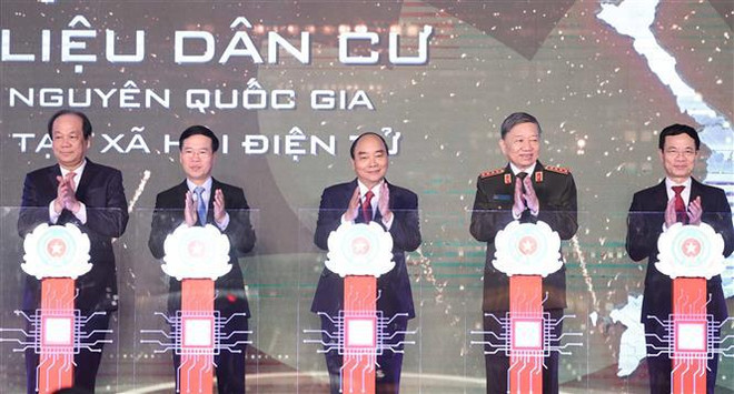 Pide premier de Vietnam acelerar transformación digital en gestión poblacional ảnh 1 Pide premier de Vietnam acelerar transformación digital en gestión poblacional ảnh 1