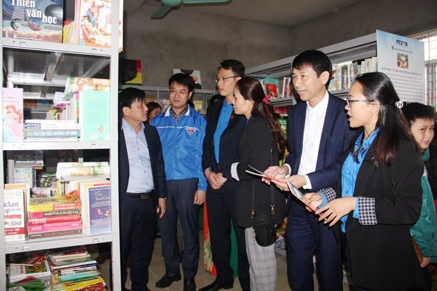 Efectúan numerosas actividades en Vietnam por Mes de la Juventud 2021 ảnh 1 Efectúan numerosas actividades en Vietnam por Mes de la Juventud 2021 ảnh 1