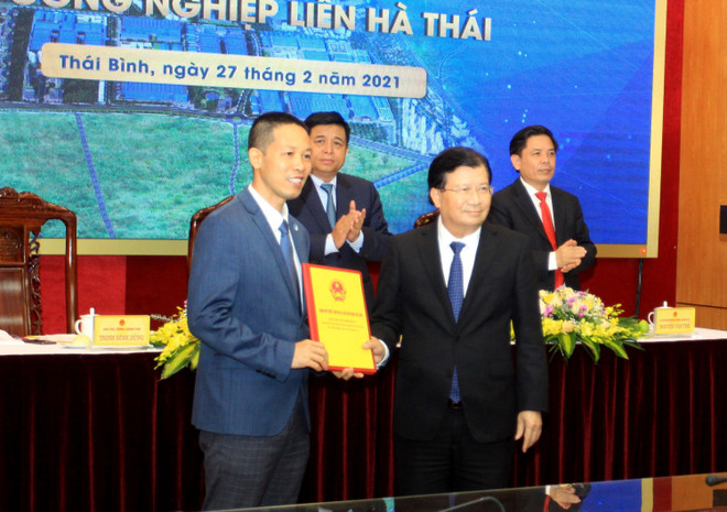 Vicepremier pide crear condiciones para atraer proyectos en zona industrial en Thai Binh ảnh 2 Vicepremier pide crear condiciones para atraer proyectos en zona industrial en Thai Binh ảnh 2