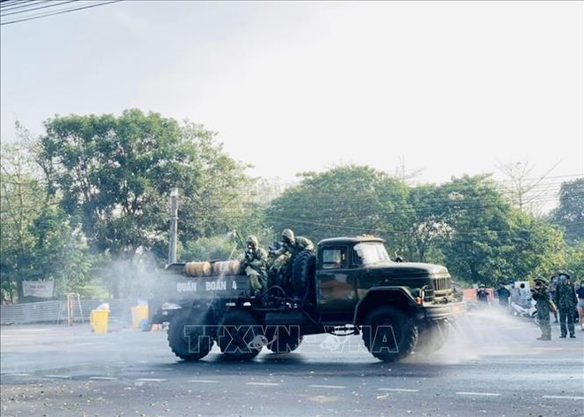 Aprecia periódico estadounidense modelo antiepidémico de Vietnam ảnh 1