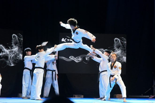 Inauguran en Vietnam Campeonato Asiático de Taekwondo ảnh 1