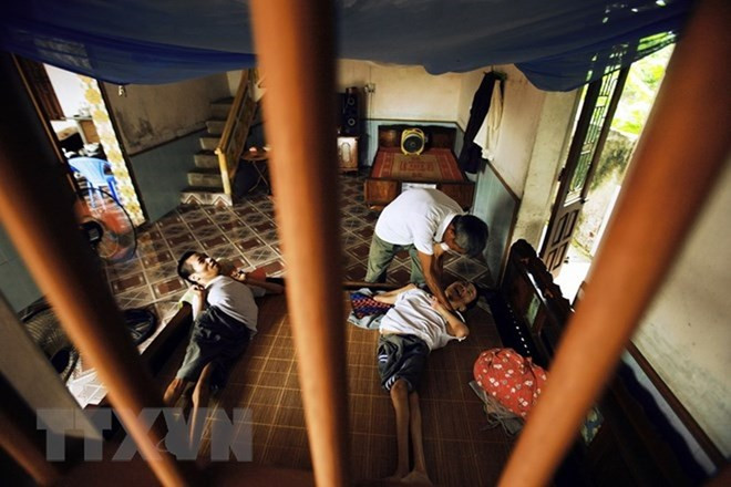  Especialistas franceses muestran interés de estudiar sobre dioxina para curar a víctimas vietnamitas ảnh 1