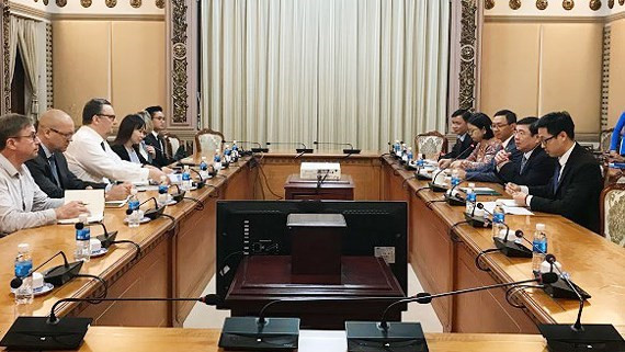 Autoridades de Ciudad Ho Chi Minh exhortan a impulsar cooperación con Finlandia ảnh 1