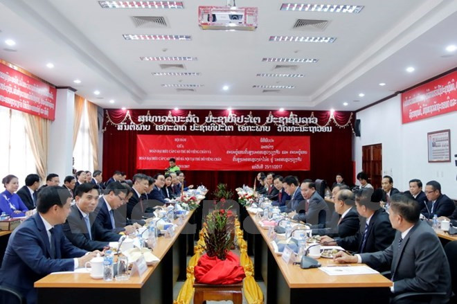 Reitera Hanoi prioridad concedida al fortalecimiento de lazos con Vientiane ảnh 1 Reitera Hanoi prioridad concedida al fortalecimiento de lazos con Vientiane ảnh 1