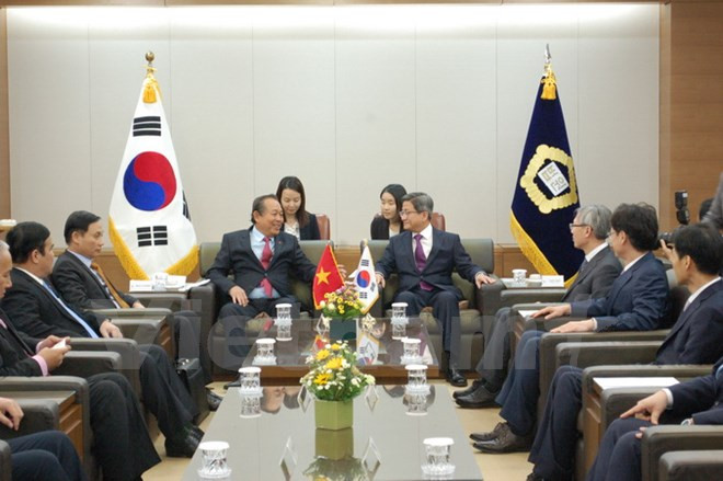 Viceprimer ministro de Vietnam realiza visita a Sudcorea ảnh 1 Viceprimer ministro de Vietnam realiza visita a Sudcorea ảnh 1