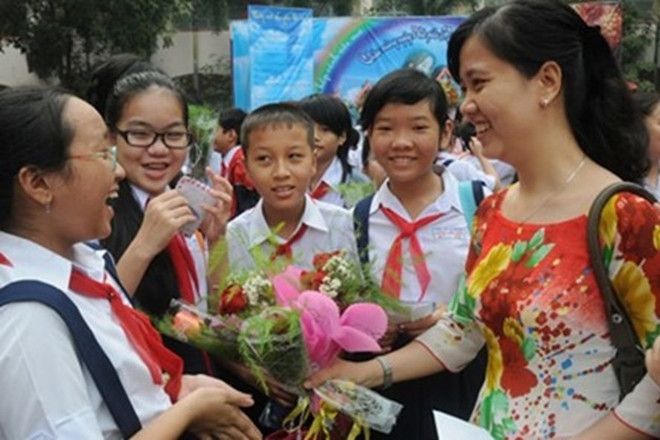 Celebran en Vietnam Día Nacional del Maestro ảnh 1 Celebran en Vietnam Día Nacional del Maestro ảnh 1