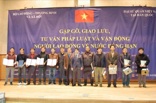 Embajada de Vietnam impulsa protección de derechos de trabajadores en Sudcorea ảnh 1