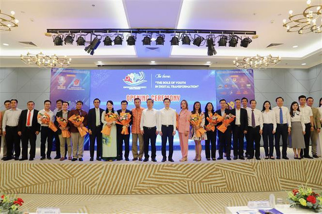 Jóvenes vietnamitas e internacionales juegan papel importante en proceso de transformación digital ảnh 1 Jóvenes vietnamitas e internacionales juegan papel importante en proceso de transformación digital ảnh 1