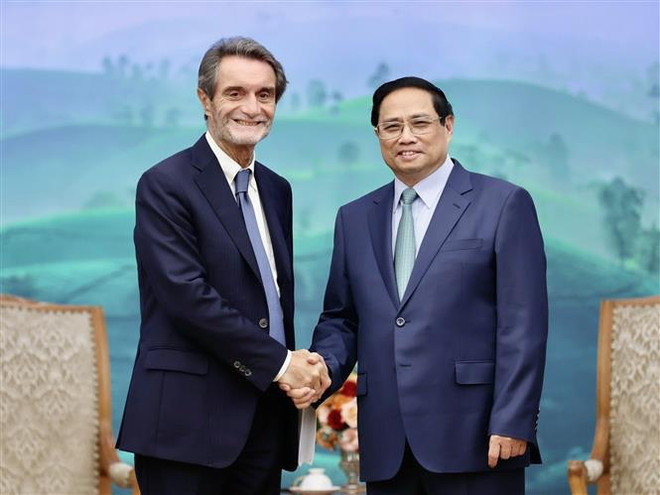 Premier vietnamita recibe al presidente de Lombardía ảnh 1 Premier vietnamita recibe al presidente de Lombardía ảnh 1