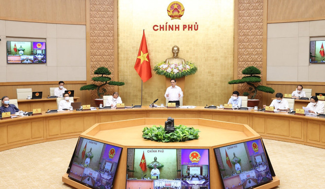 Primer ministro de Vietnam pide medidas más drásticas contra el COVID-19 ảnh 1 Primer ministro de Vietnam pide medidas más drásticas contra el COVID-19 ảnh 1