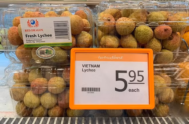 En venta lichis de Vietnam en supermecados de FairPrice de Singapur ảnh 1