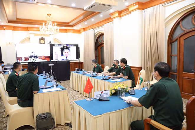 Efectúan seminario científico virtual sobre nexos en defensa entre Vietnam y la India ảnh 1