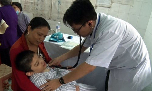 Provincia vietnamita de Tien Giang presta atención a víctimas de dioxina ảnh 1