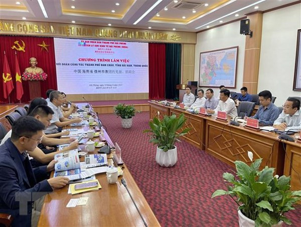 Ciudades vietnamita y china comparten experiencia en gestión portuaria y logística ảnh 2