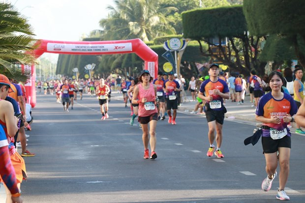 Más de 11 mil corredores se unen a maratón VnExpress en Nha Trang ảnh 1 Más de 11 mil corredores se unen a maratón VnExpress en Nha Trang ảnh 1