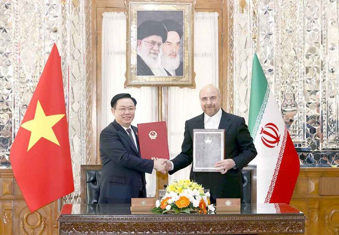 Resaltan significado de visita del titular del Parlamento vietnamita a Indonesia e Irán ảnh 3 Resaltan significado de visita del titular del Parlamento vietnamita a Indonesia e Irán ảnh 3