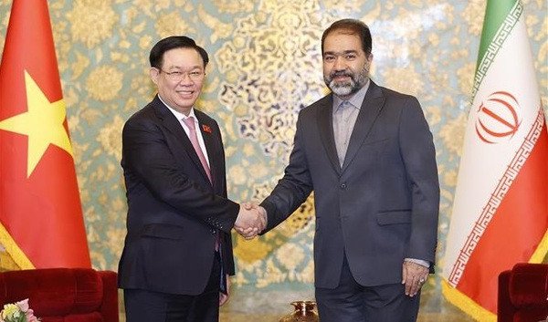 Presidente del Parlamento de Vietnam recorrió relevante provincia de Irán ảnh 1 Presidente del Parlamento de Vietnam recorrió relevante provincia de Irán ảnh 1