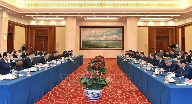 Promueven nexos de cooperación entre localidades vietnamitas y chinas ảnh 1 Promueven nexos de cooperación entre localidades vietnamitas y chinas ảnh 1