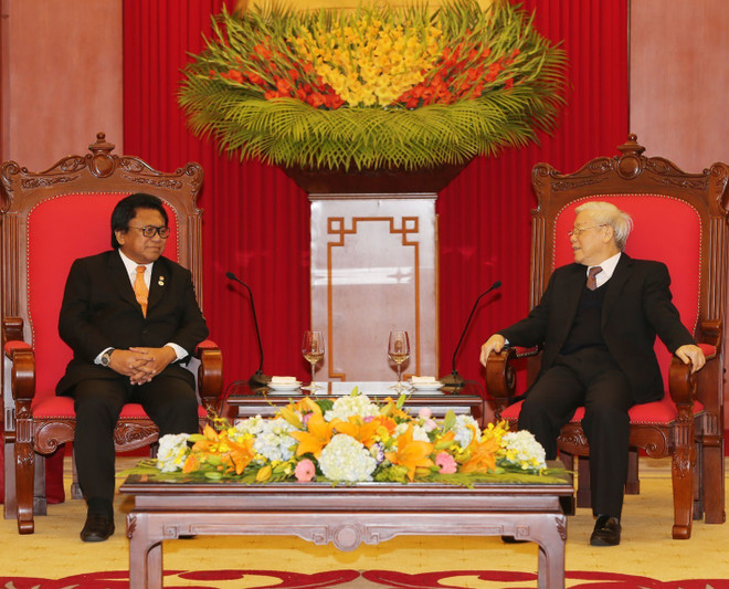 Dirigente partidista vietnamita recibe a líder legislativo de Indonesia ảnh 1 Dirigente partidista vietnamita recibe a líder legislativo de Indonesia ảnh 1