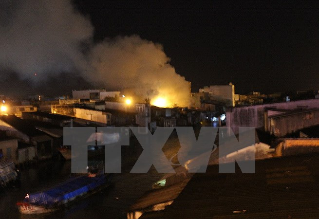 Incendio en mercado de vietnamitas en Laos ảnh 1 Incendio en mercado de vietnamitas en Laos ảnh 1