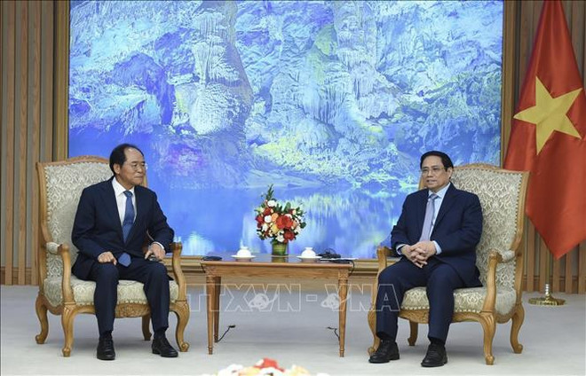 Primer ministro destaca contribución del embajador surcoreano a nexos bilaterales ảnh 1 Primer ministro destaca contribución del embajador surcoreano a nexos bilaterales ảnh 1