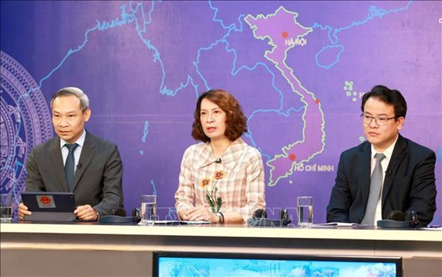 Destacan eficiencia del control de COVID-19 para impulsar el crecimiento económico vietnamita ảnh 1