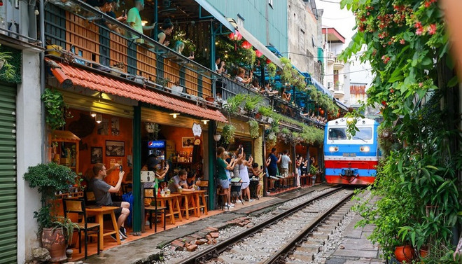 Responden solicitudes relacionadas con cafeterías a lo largo de vías del tren ảnh 1 Responden solicitudes relacionadas con cafeterías a lo largo de vías del tren ảnh 1