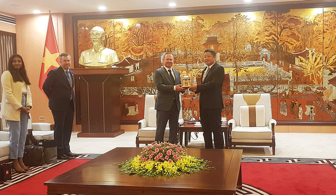 CNN aspira a promover cultura vietnamita mediante cooperación con Hanoi ảnh 2 CNN aspira a promover cultura vietnamita mediante cooperación con Hanoi ảnh 2
