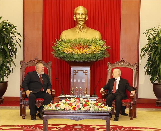 Premier cubano concluye con éxito visita oficial a Vietnam ảnh 1 Premier cubano concluye con éxito visita oficial a Vietnam ảnh 1