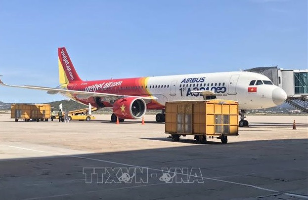Vietjet Air abre vuelos directos para atraer turistas rusos y kazajos a la provincia de Khanh Hoa ảnh 1