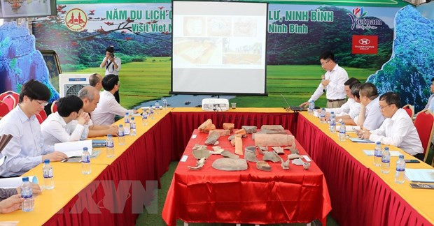 Presentan nuevos descubrimientos arqueológicos de antigua capital vietnamita ảnh 2 Presentan nuevos descubrimientos arqueológicos de antigua capital vietnamita ảnh 2