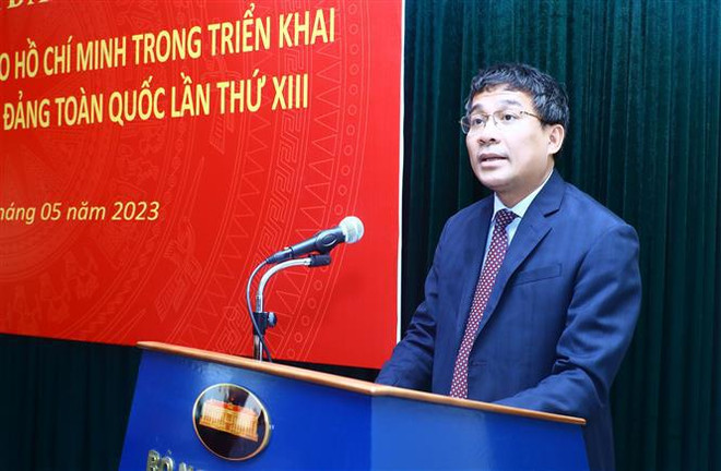 Aplican pensamiento diplomático de Ho Chi Minh en implementación de política exterior de Vietnam ảnh 2 Aplican pensamiento diplomático de Ho Chi Minh en implementación de política exterior de Vietnam ảnh 2