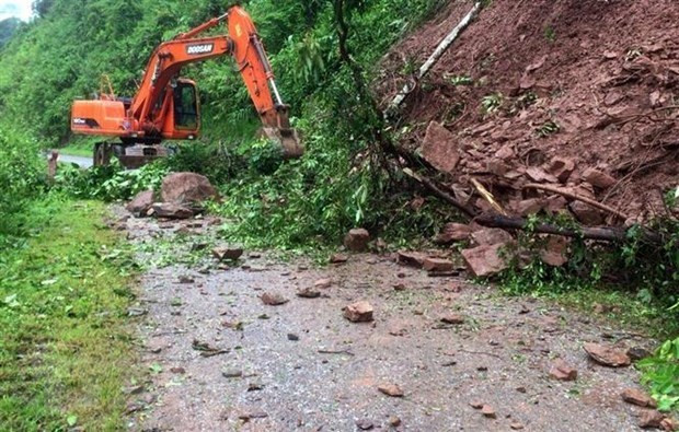 Provincia vietnamita de Ca Mau declara situación de emergencia por deslizamientos de tierra ảnh 1