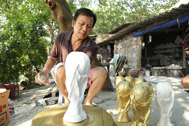 Copa Mundial “hecha en Vietnam” atrae a fanáticos ảnh 1 Copa Mundial “hecha en Vietnam” atrae a fanáticos ảnh 1