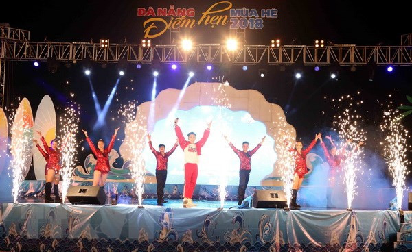 Celebran en Da Nang programa en saludo al verano 2018 ảnh 1 Celebran en Da Nang programa en saludo al verano 2018 ảnh 1