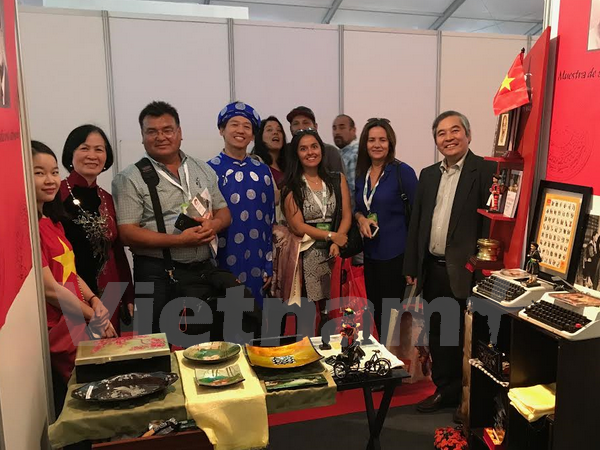 Promocionan imagen de Vietnam en Chile ảnh 1
