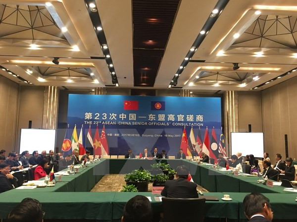 Vietnam asiste a la XXIII Consulta de Altos Funcionarios ASEAN-China ảnh 1 Vietnam asiste a la XXIII Consulta de Altos Funcionarios ASEAN-China ảnh 1