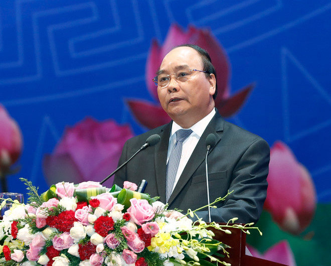 Primer ministro de Vietnam dialoga con la comunidad empresarial ảnh 1 Primer ministro de Vietnam dialoga con la comunidad empresarial ảnh 1