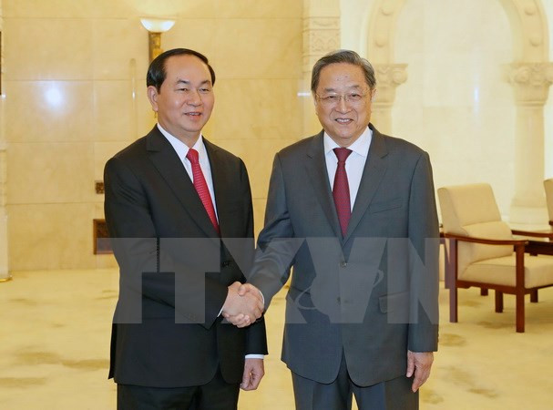 Presidente vietnamita dialoga con líderes chinos ảnh 2