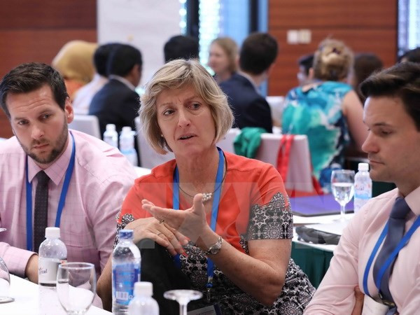 Altos funcionarios del APEC debaten sobre rol de mujeres y desarrollo de recursos humanos ảnh 1 Altos funcionarios del APEC debaten sobre rol de mujeres y desarrollo de recursos humanos ảnh 1